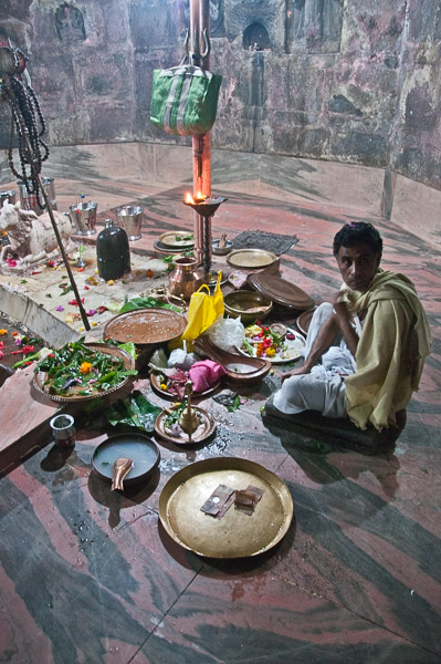 Hindu Temple - Sarivar